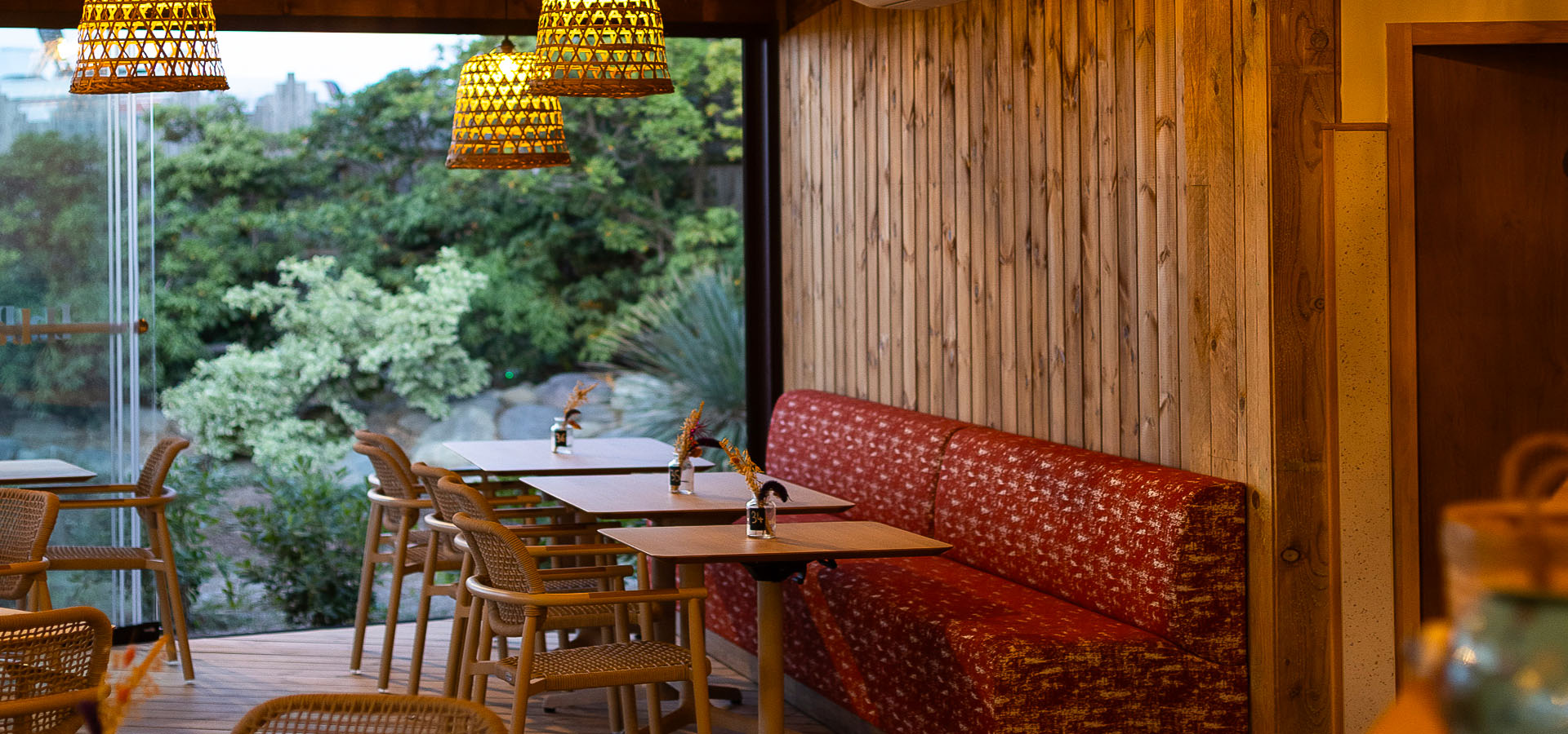 La pagode salle banquette